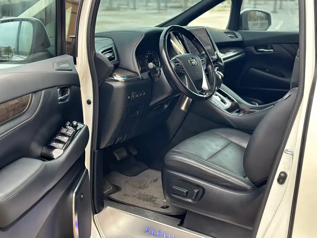 Alphard 埃尔法 2020款 3.5 L 自动