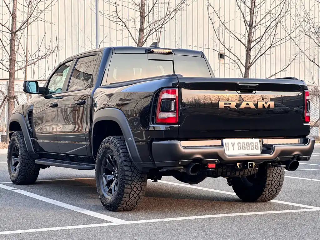 RAM Trucks 6.2 T Auto