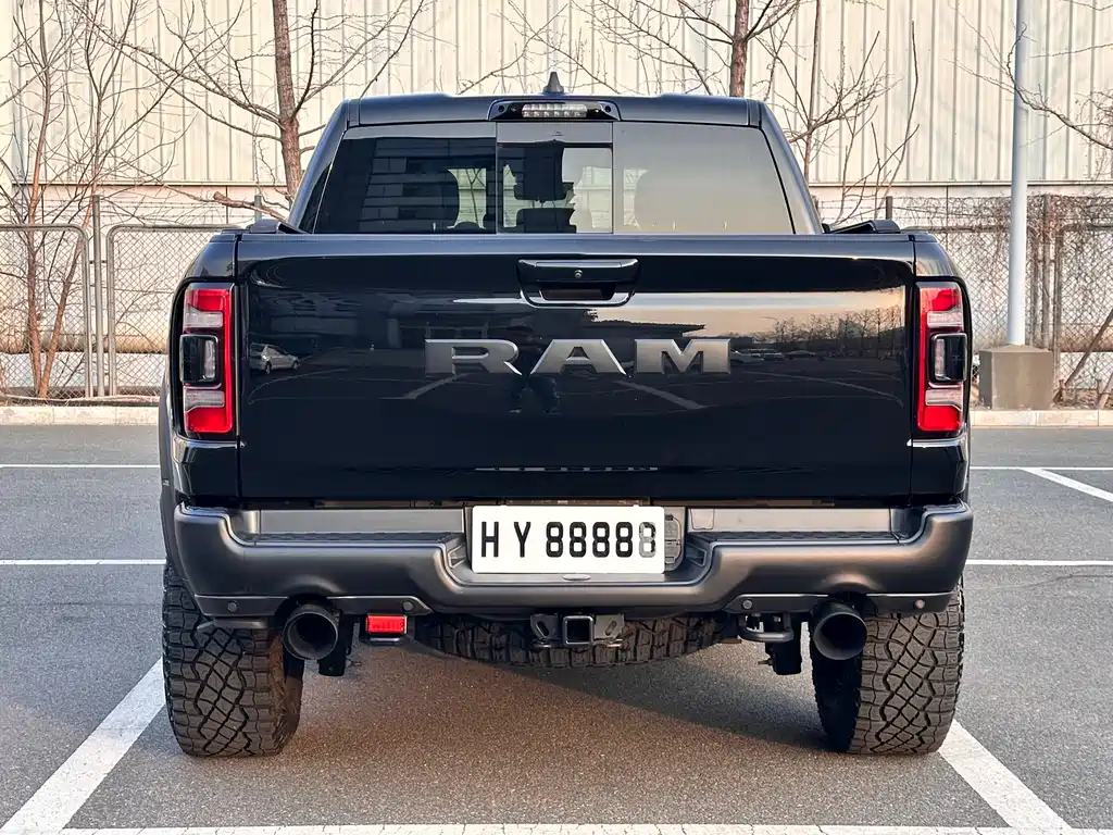 RAM Trucks 6.2 T Auto