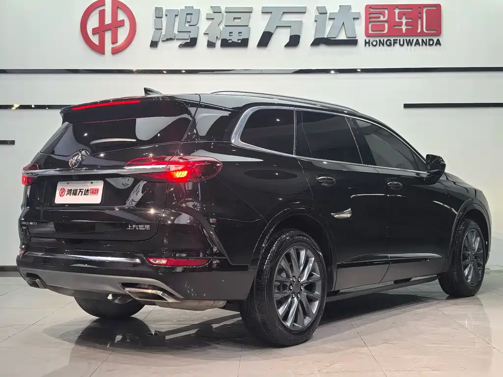 Enclave 28 T 2 WD Distinguished