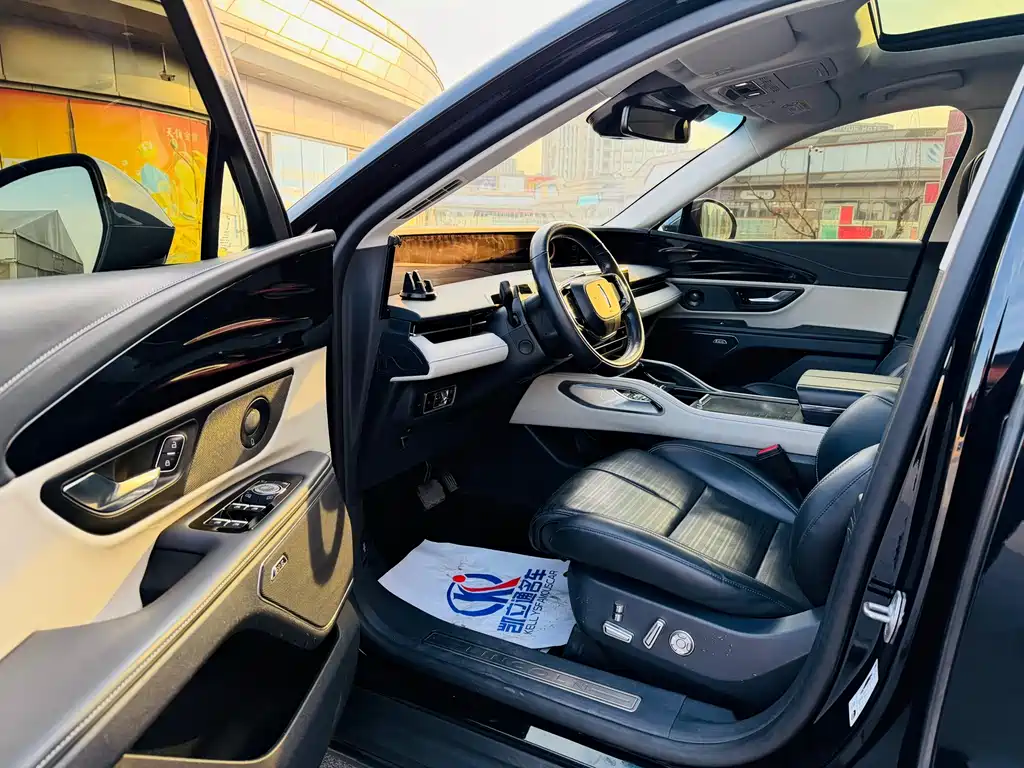 Nautilus 2.0 T 4 WD Supreme Wise