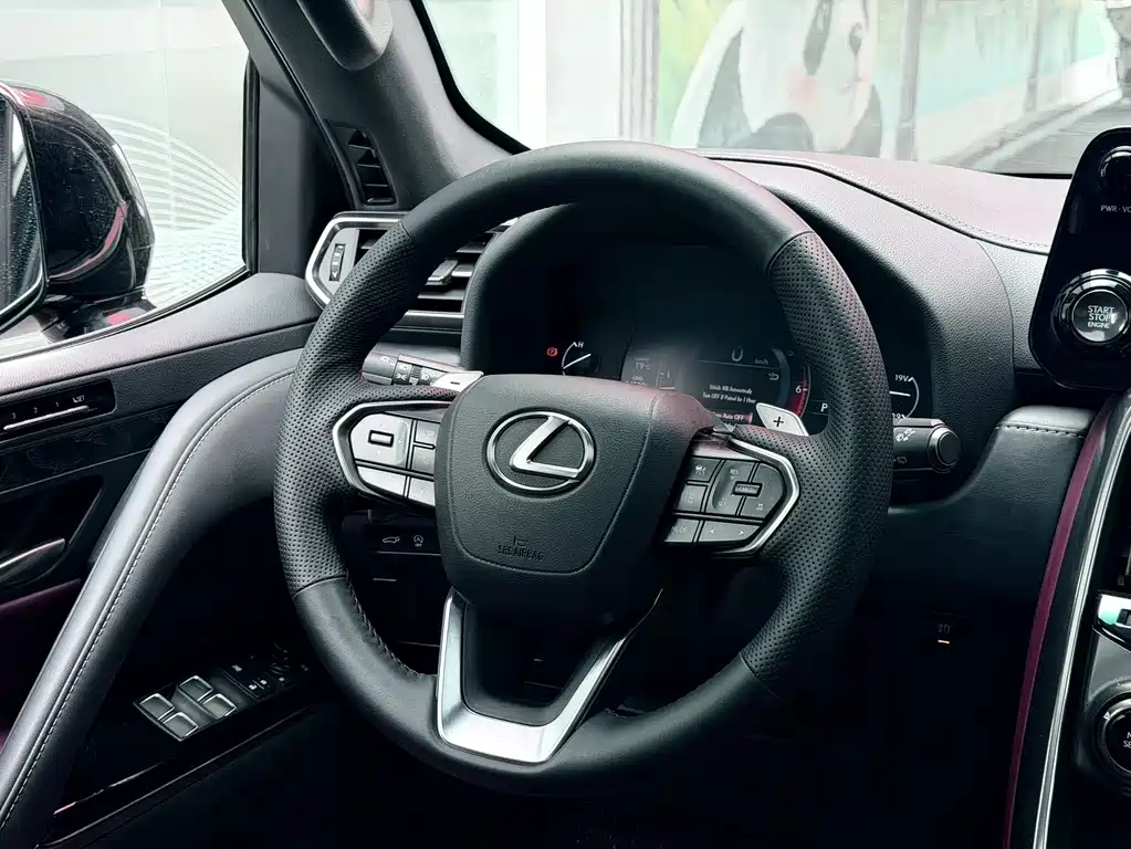 Lexus LX 600 US Spec