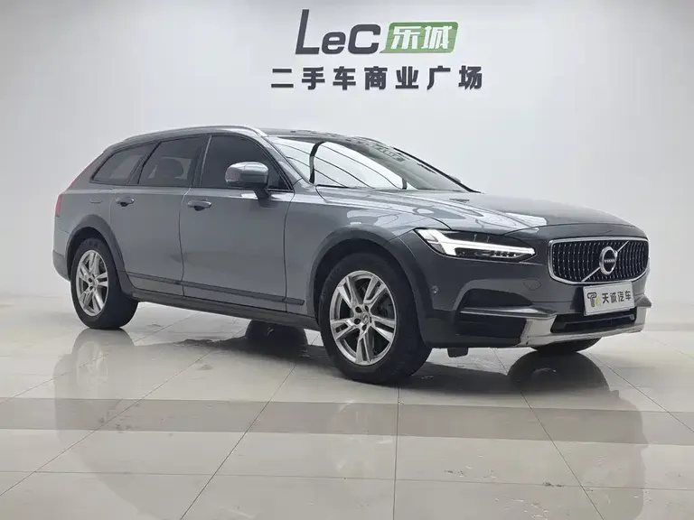 Volvo V90 Cross Country T5 AWD Volvo Ocean Race