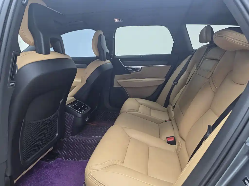 Volvo V90 Cross Country T5 AWD Volvo Ocean Race
