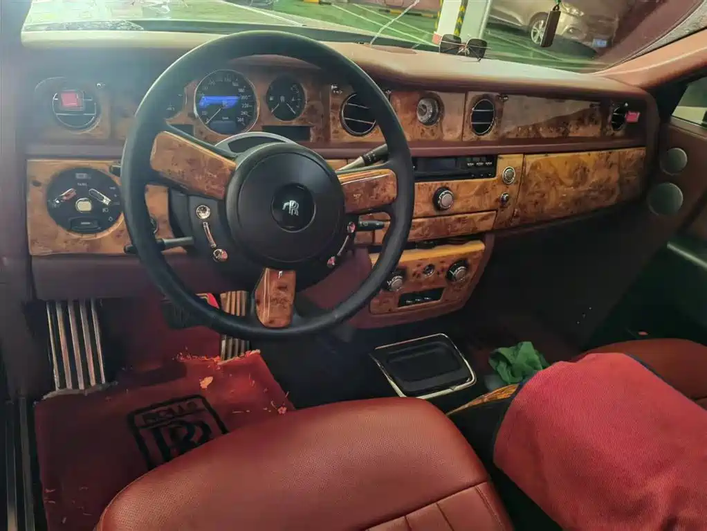 Phantom 6.7 L Standard