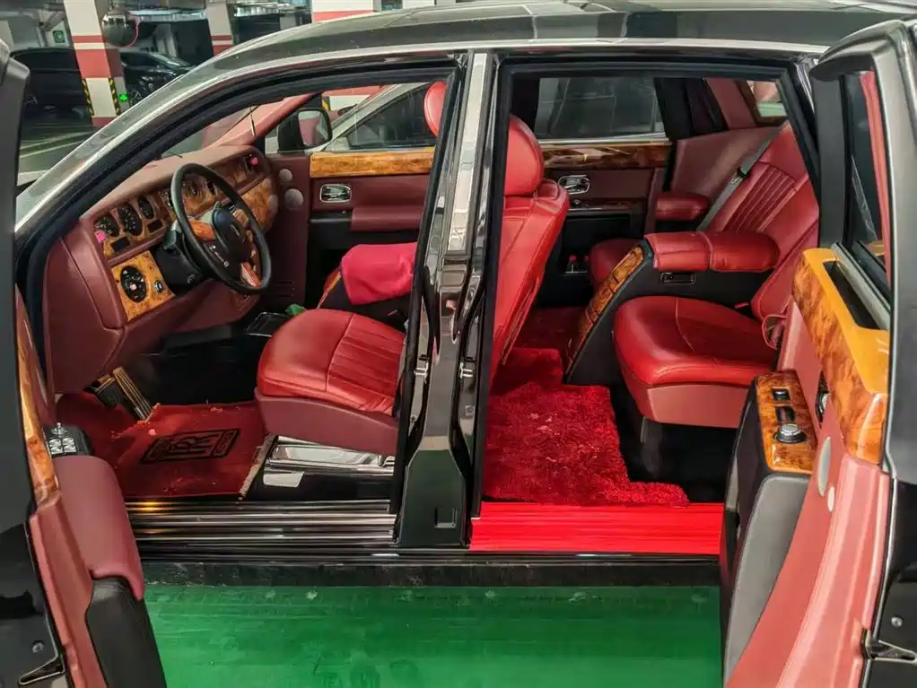Phantom 6.7 L Standard