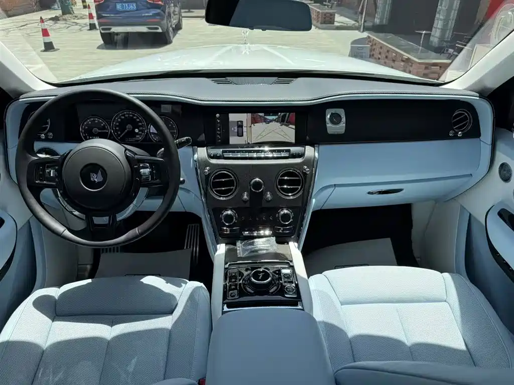 Cullinan 5-seat