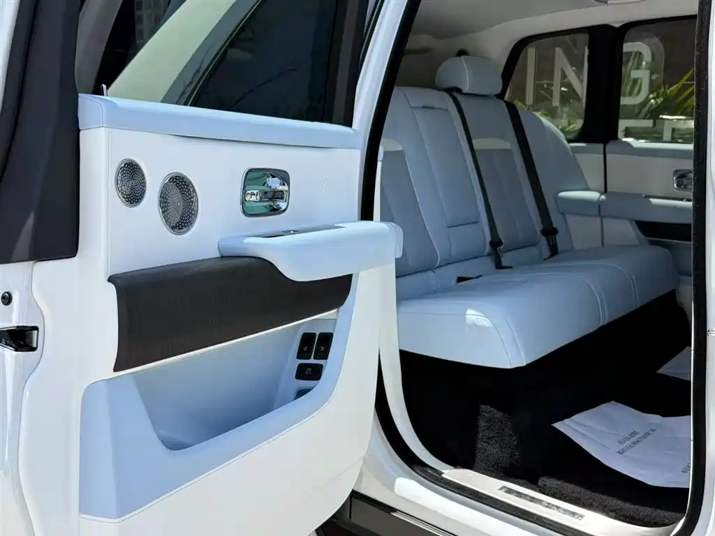 Cullinan 5-seat
