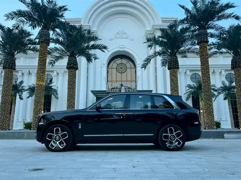 Rolls-Royce Cullinan Black Badge