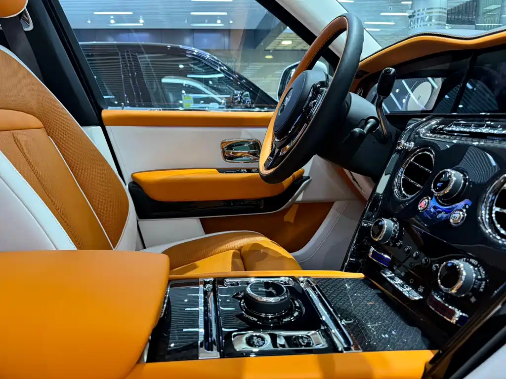 Cullinan Black Badge