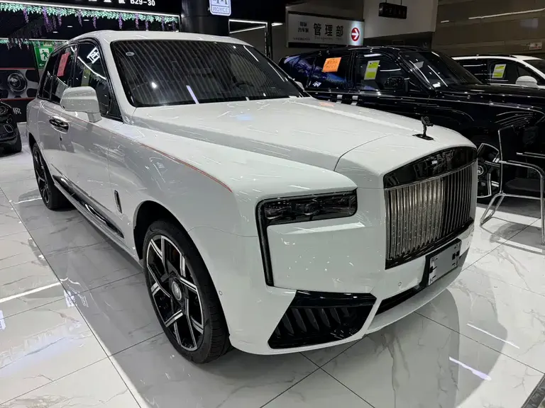 Rolls-Royce Cullinan Black Badge