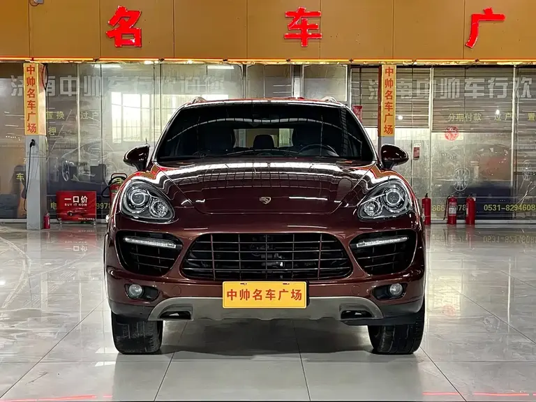 Porsche Cayenne Cayenne 3.0 T US Spec