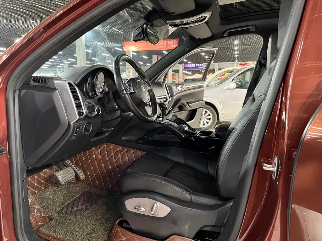 Cayenne Cayenne 3.0 T US Spec