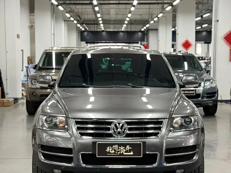Volkswagen Touareg 途锐 05款 4.2 V8