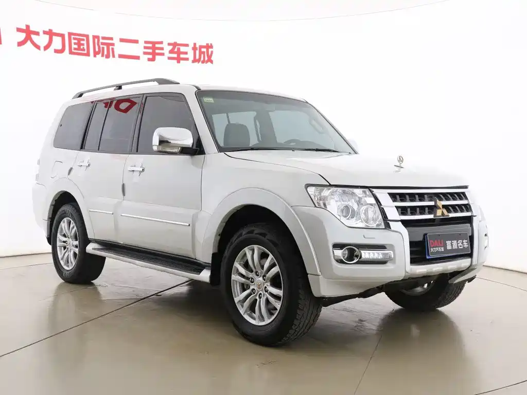 Pajero (Import) 3.8 L Middle East