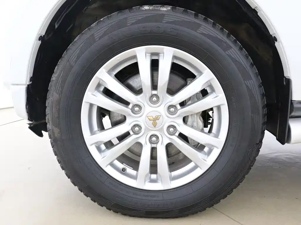 Pajero (Import) 3.8 L Middle East