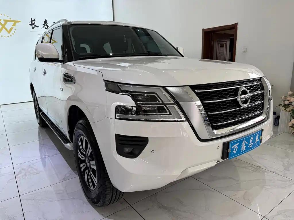 Patrol 4.0 L Middle East