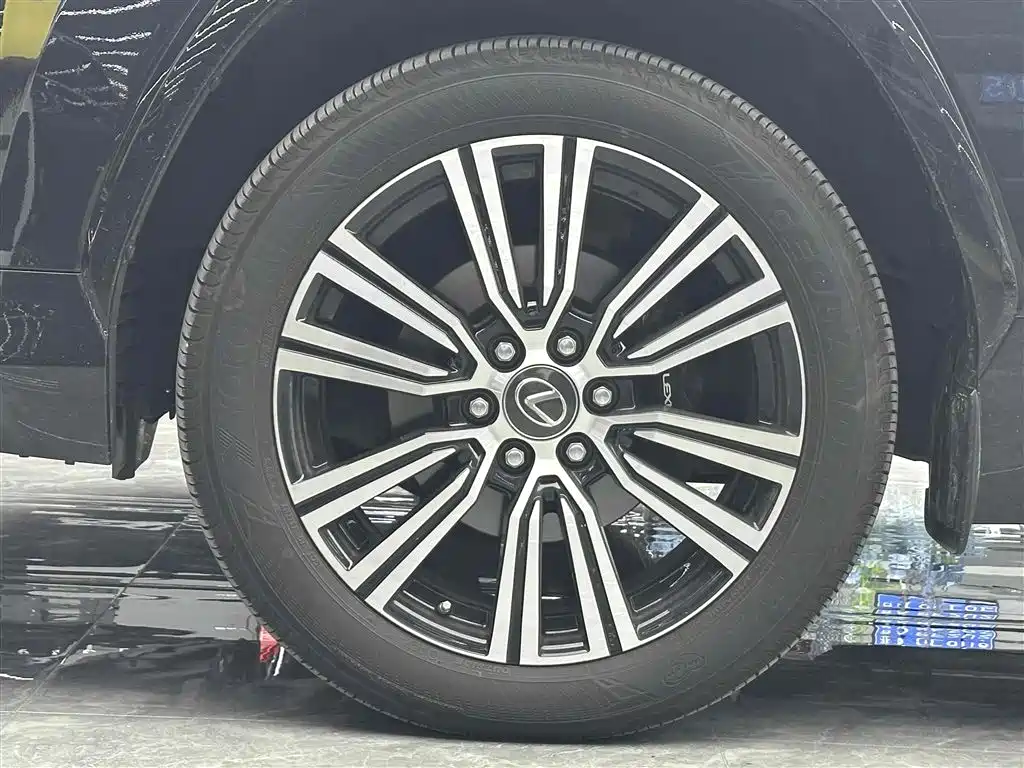 Lexus LX 雷克萨斯LX 2023款 3.5 T 中东版