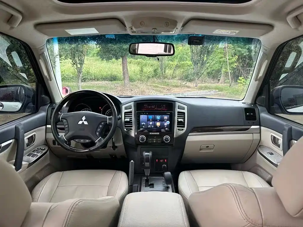 Pajero (Import) 3.8 L Auto