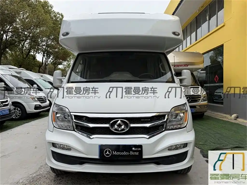 Maxus V80 RV 上汽大通MAXUS V80 C型旅居房车 2017款 2.5 T 柴油版
