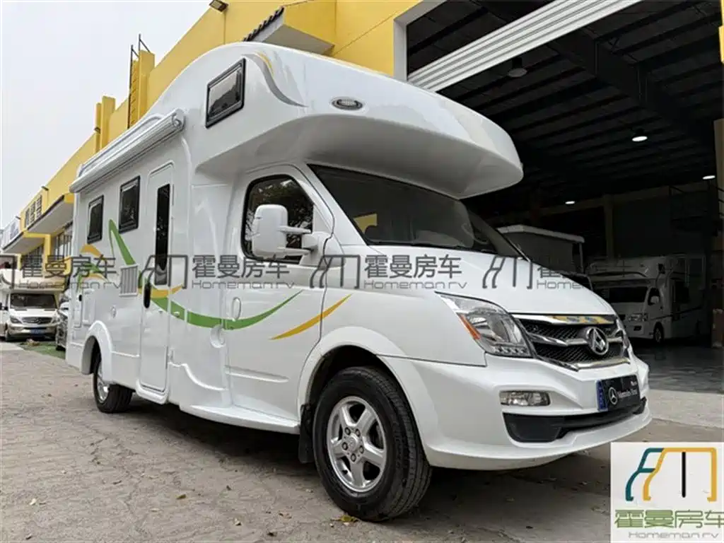 Maxus V80 RV 上汽大通MAXUS V80 C型旅居房车 2017款 2.5 T 柴油版