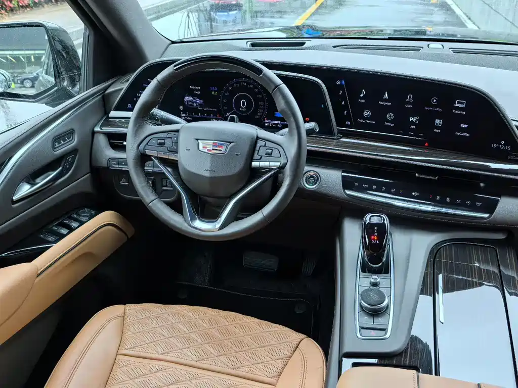 Escalade 6.2 L Extended
