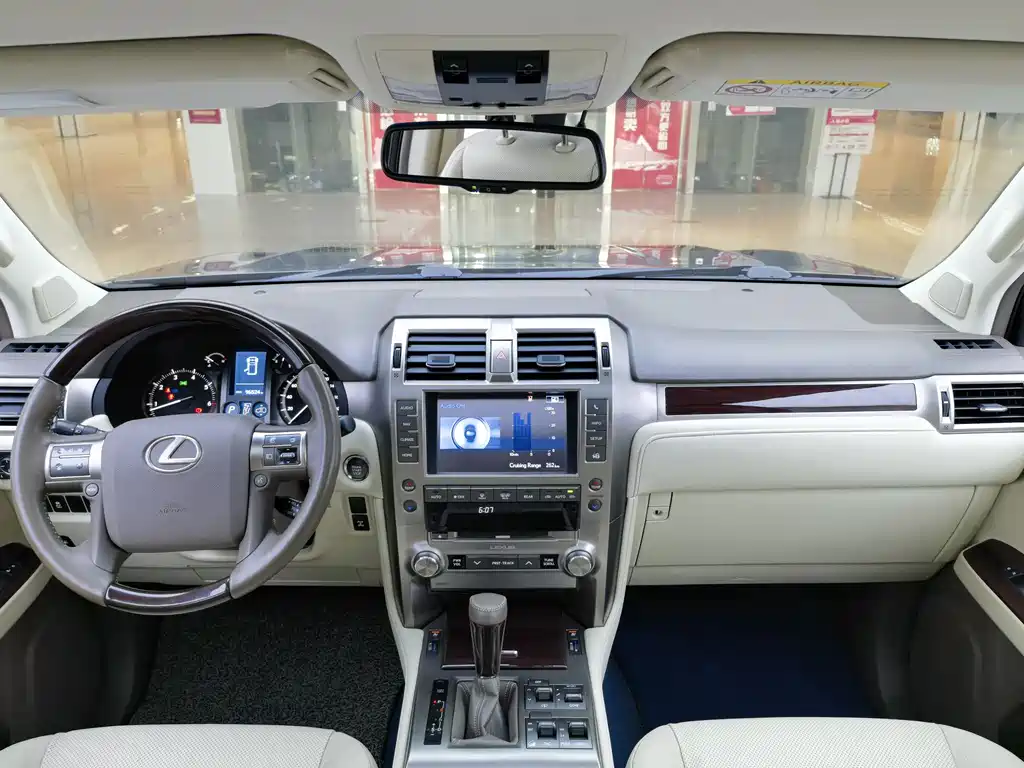 Lexus GX 460 Middle East