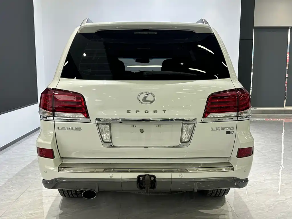 Lexus LX LX570 Middle East