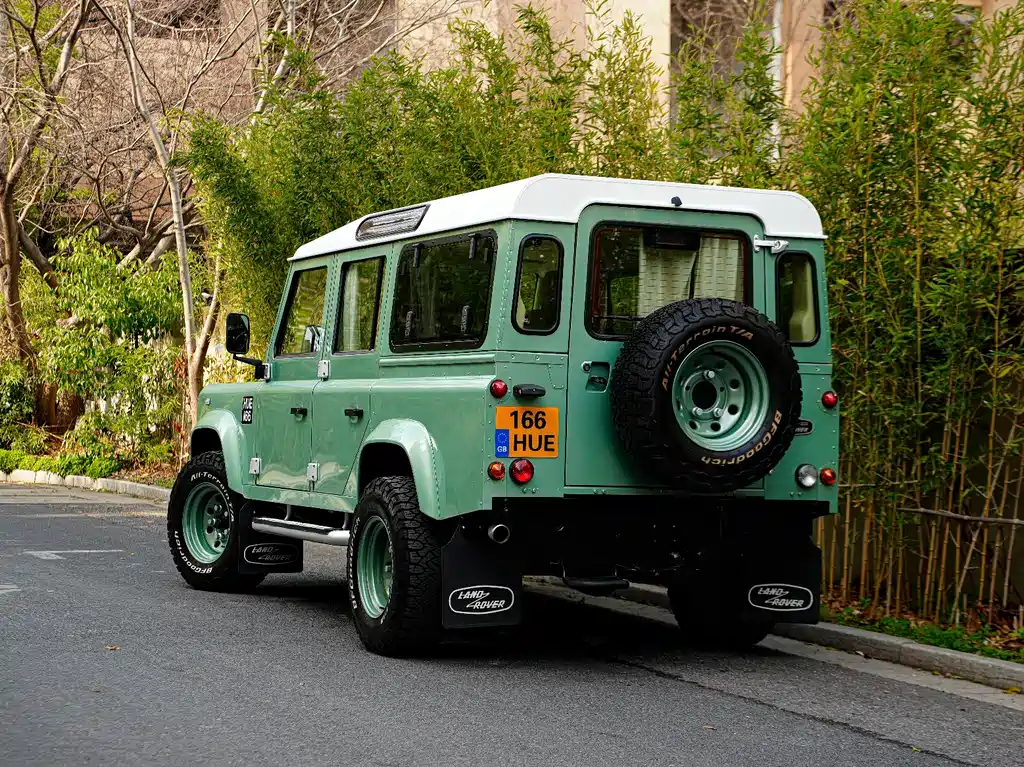 Land Rover Defender Land Rover Defender 2.2 T Diesel EU Spec