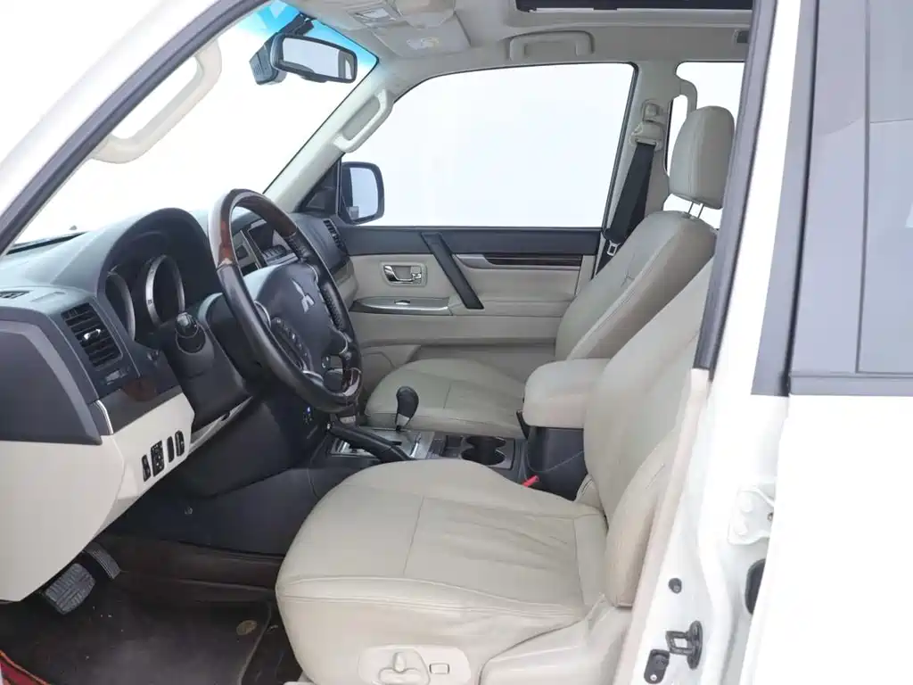 Pajero (Import) 3.8 L Middle East