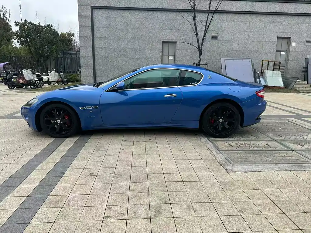 GranTurismo GranTurismo 2015款 4.2 L 自动