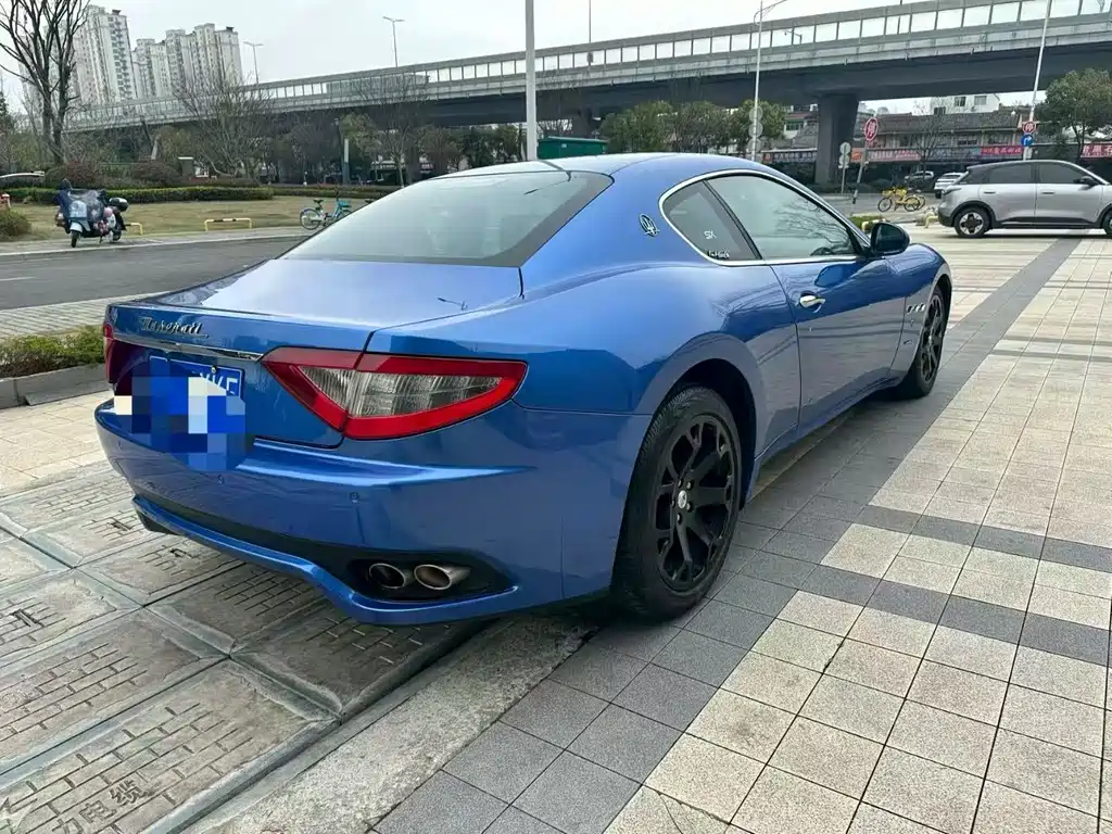 GranTurismo GranTurismo 2015款 4.2 L 自动