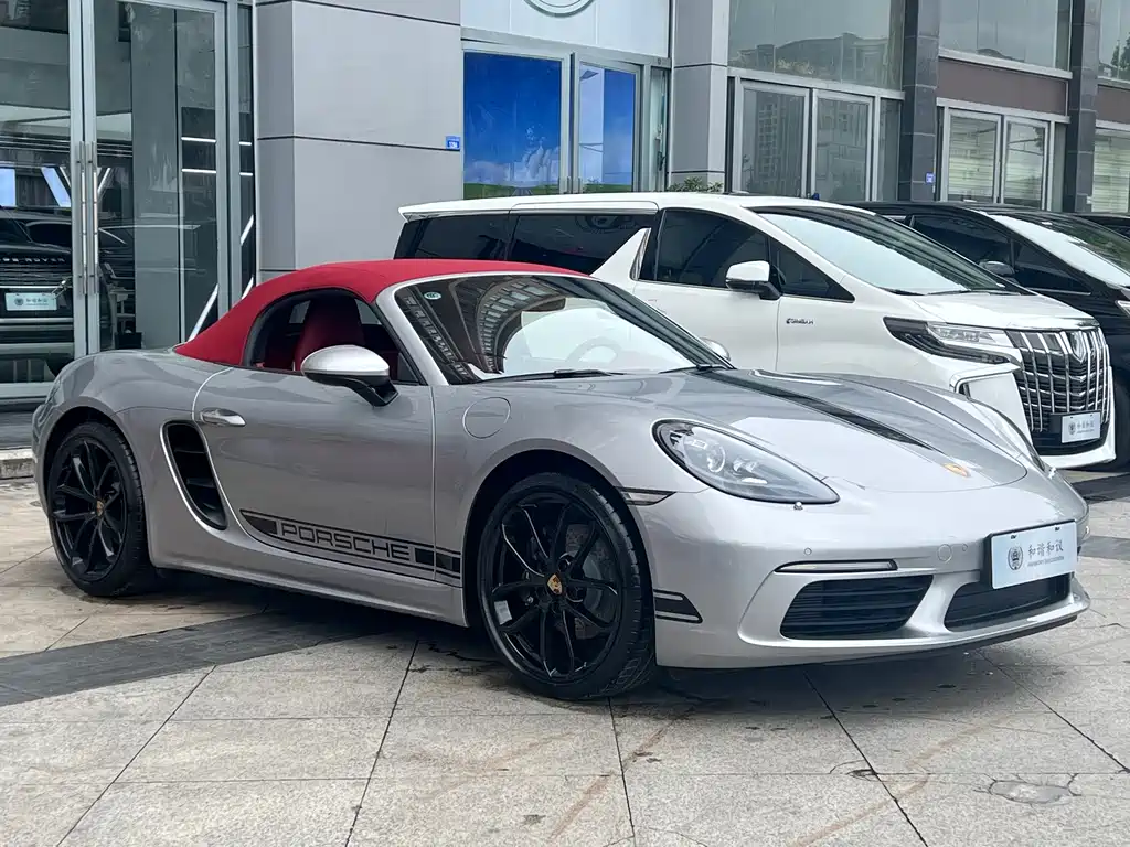 Porsche 718 保时捷718 2025款 Boxster 2.0 T