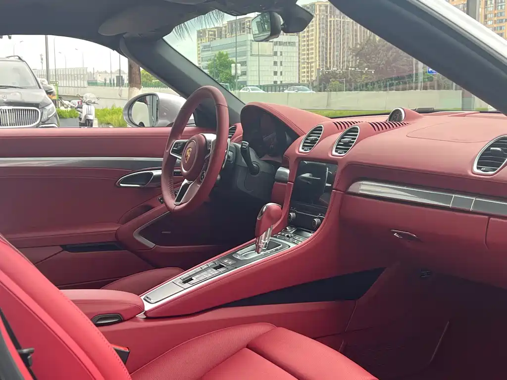 Porsche 718 保时捷718 2025款 Boxster 2.0 T