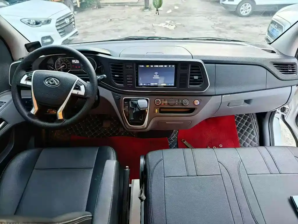 Maxus V80 RV 2.0 T Traveller RVLIFE