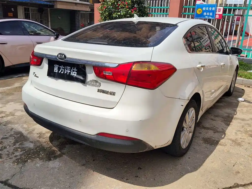 Kia K3 1.6 L Auto GLS