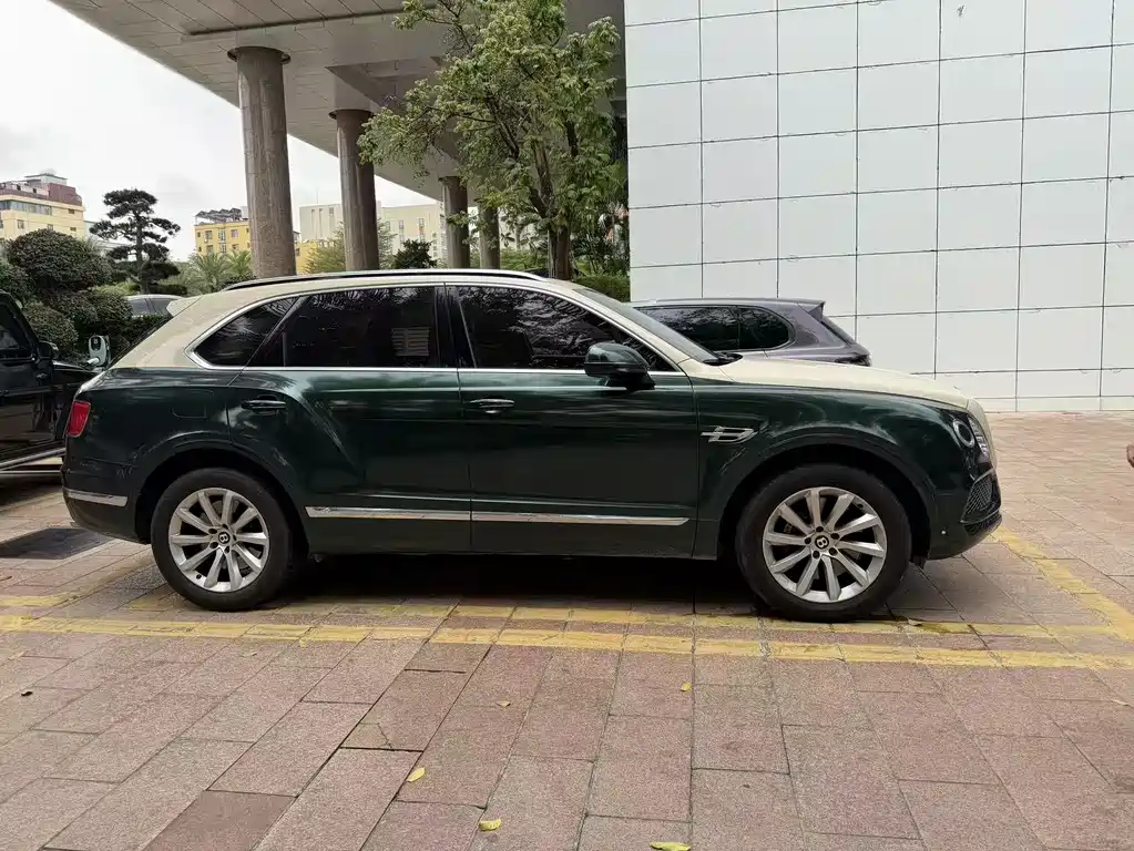 Bentayga 4.0 T V8