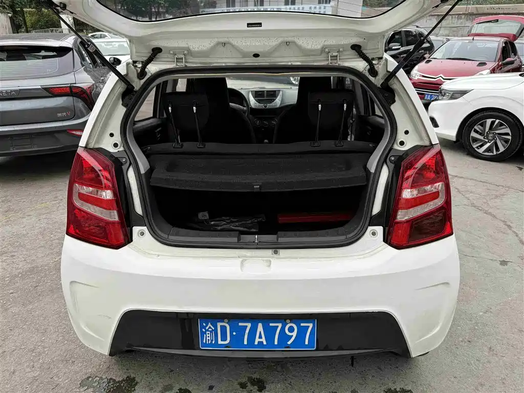 Alto 奥拓 2015款 1.0 L 自动限定型