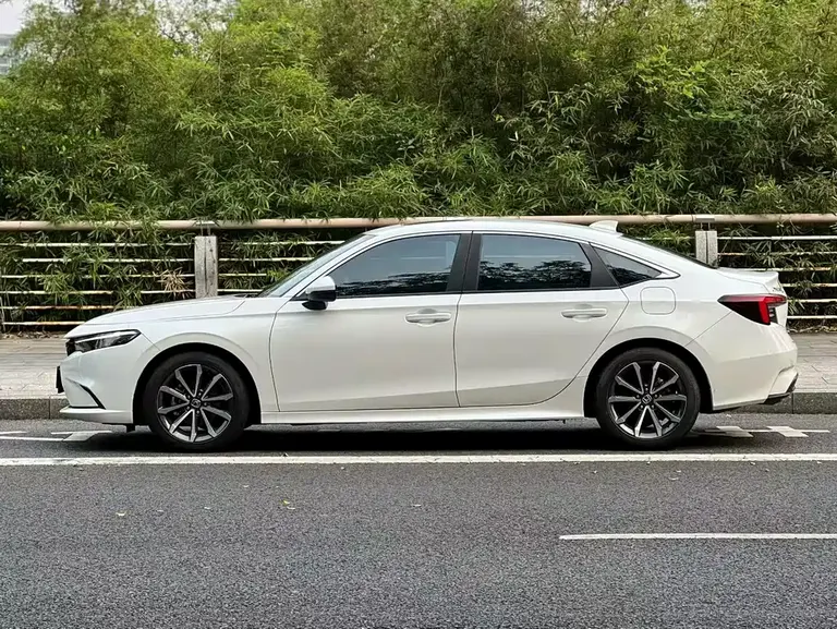 Honda Integra 240 TURBO CVT Smart Enjoyment