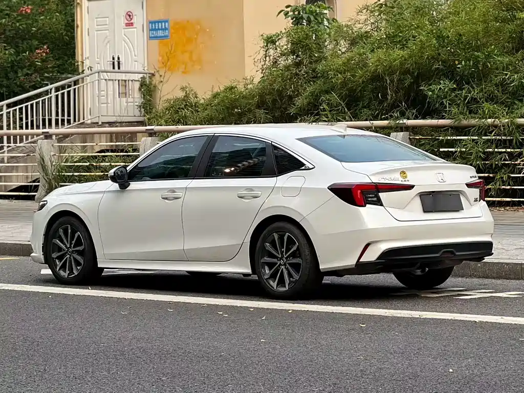 Integra 240 TURBO CVT Smart Enjoyment
