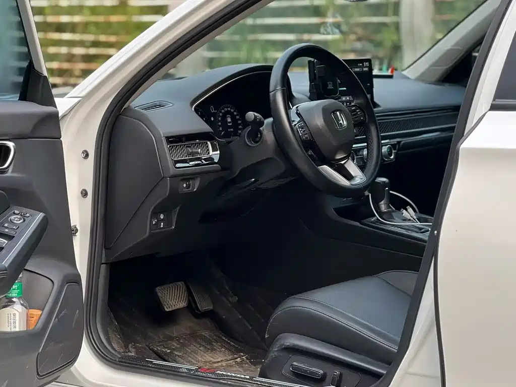 Integra 240 TURBO CVT Smart Enjoyment