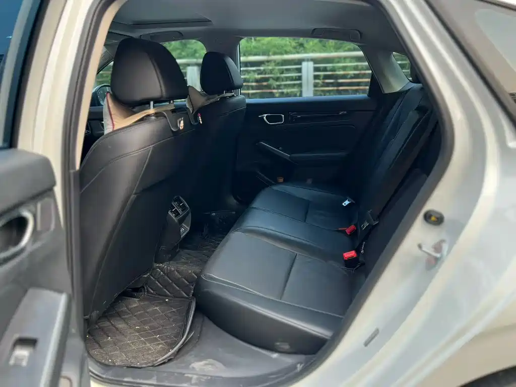 Integra 240 TURBO CVT Smart Enjoyment