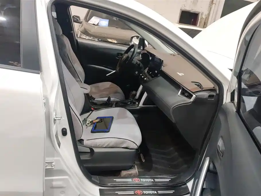 Corolla Cross 2.0 L Smart e-Hybrid Dual Engine Pioneer