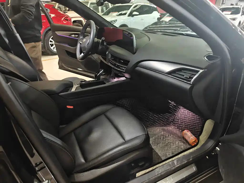Cadillac CT5 28 T Luxury Pro