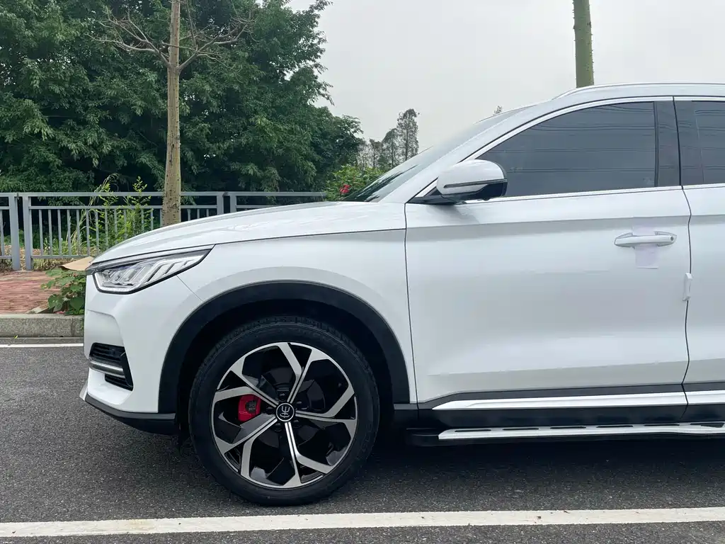 Song PLUS 1.5 T Auto Flagship PLUS