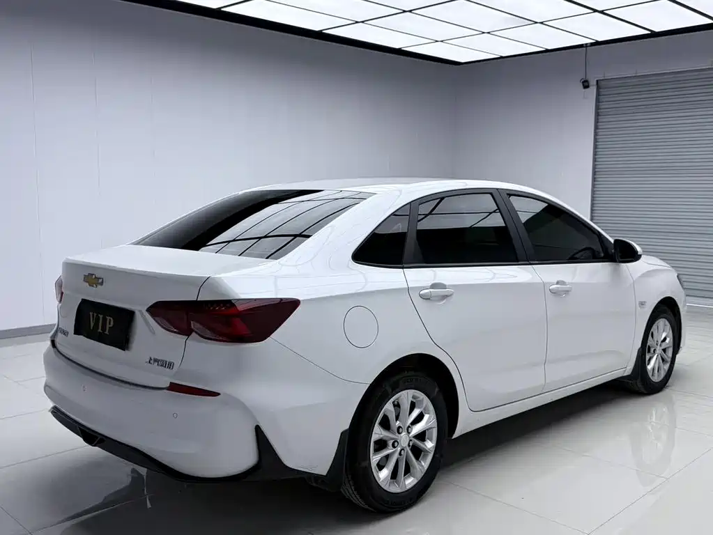 Monza 1.5 L DCT Joy