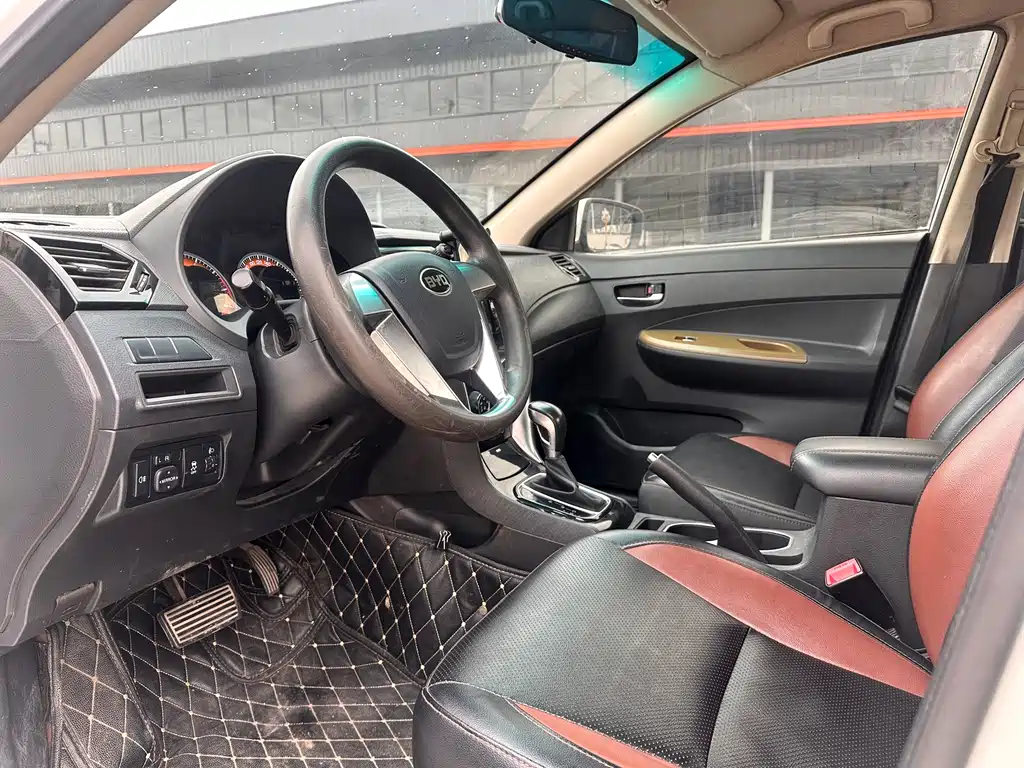 BYD F3 比亚迪F3 2016款 1.5 L 自动豪华型