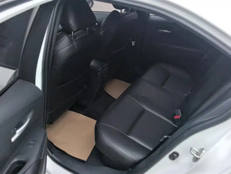 Levin Dual Engine 1.8 H E-CVT Progressive