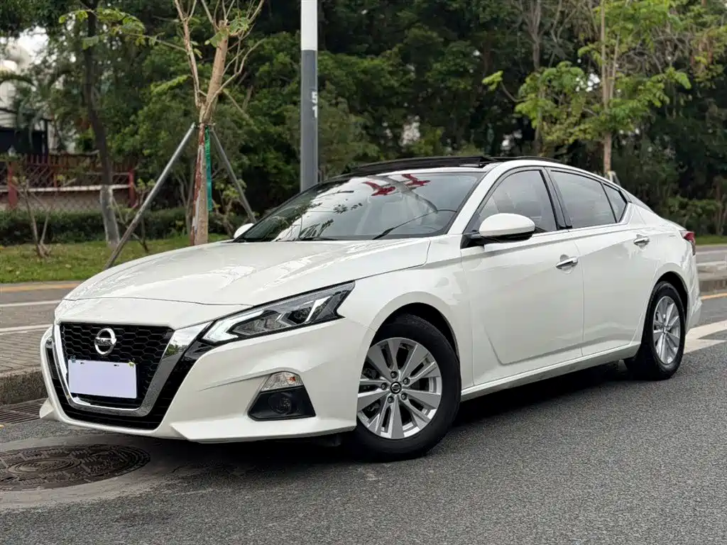 Teana 2.0 L XL Comfort