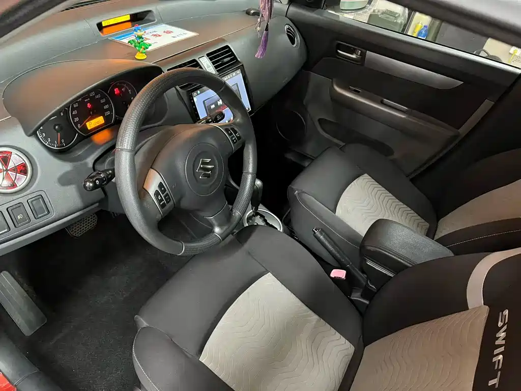 Swift 1.5 L Auto Sport